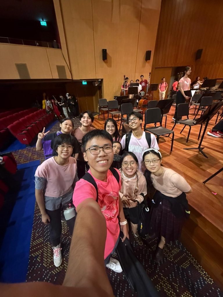 Throwback to my first Colour Week in SNYCO! During concert week, we had a different theme every day, and the whole orchestra matched our clothes accordingly. It was definitely one of the few things I looked forward to each concert.